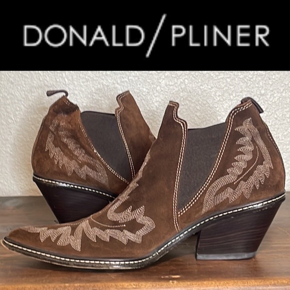 DONALD J. PLINER SUEDE LEATHER EMBROIDERED JUICE BOOTIES